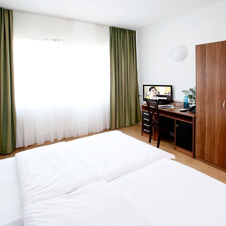 ברלין Hotel Luetzow מראה חיצוני תמונה